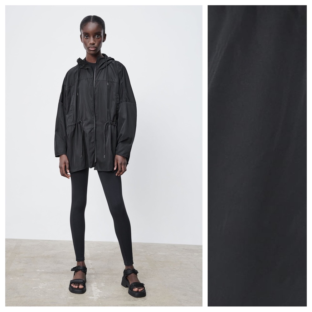 Zara Black Packable Water Repellent Raincoat With Hood. Size XS.